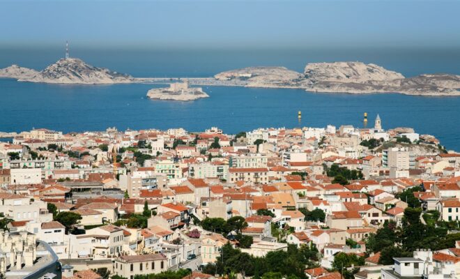 renouvellement de titre de séjour à la prefecture de Marseille